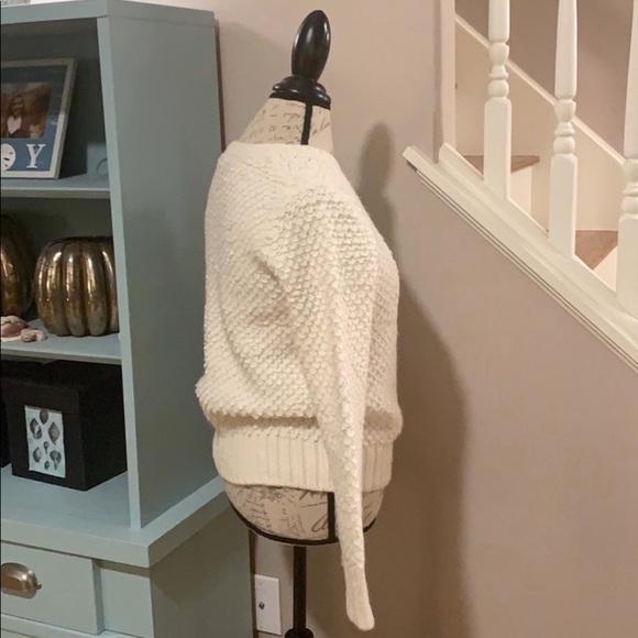 BANANA REPUBLIC Ivory Loop Stitch Sweater - Picture 6 of 8